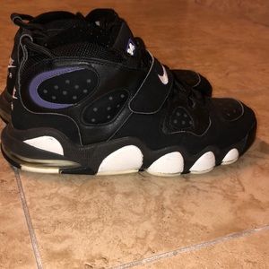 Retro Charles Barkley Shoes